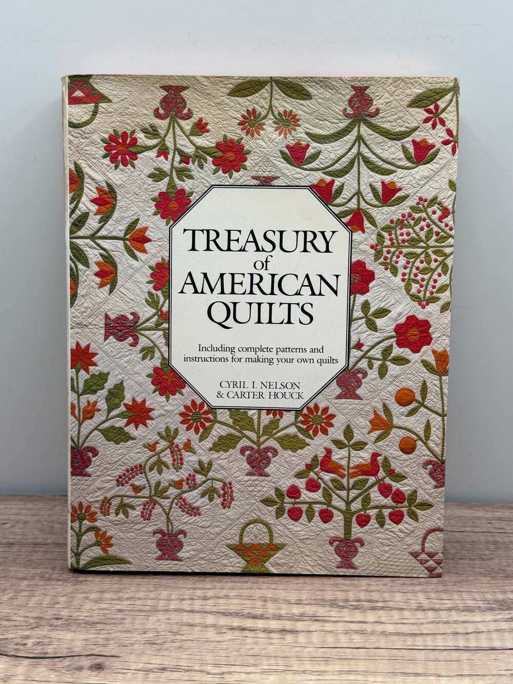 VTG Treasury of American Quilts-Hardcover/Dust Jac-Patterns-Cyril I. Nelson-1984